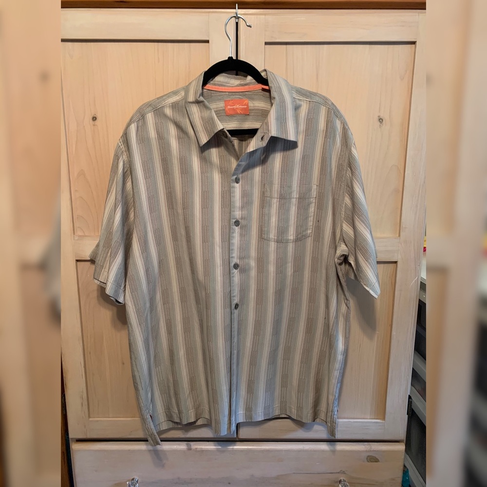 100% Silk Tommy Bahama Button Down